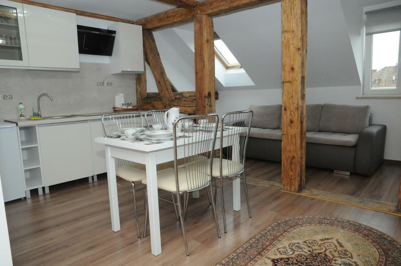 Apartamenty Kamienica ムロンゴヴォ エクステリア 写真